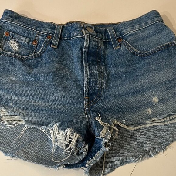 Levi's 501® Original Fit High-Rise Women's Jean Shorts Size M/29 - Picture 1 of 7